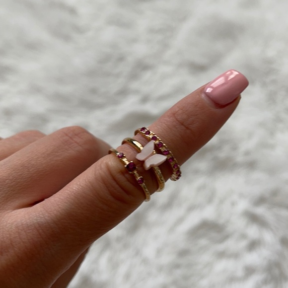 Urban Outfitters Jewelry - Urban Outfitters Ring Pack